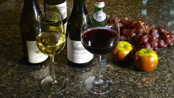 In Vino Veritas Arcola Buitenkant foto